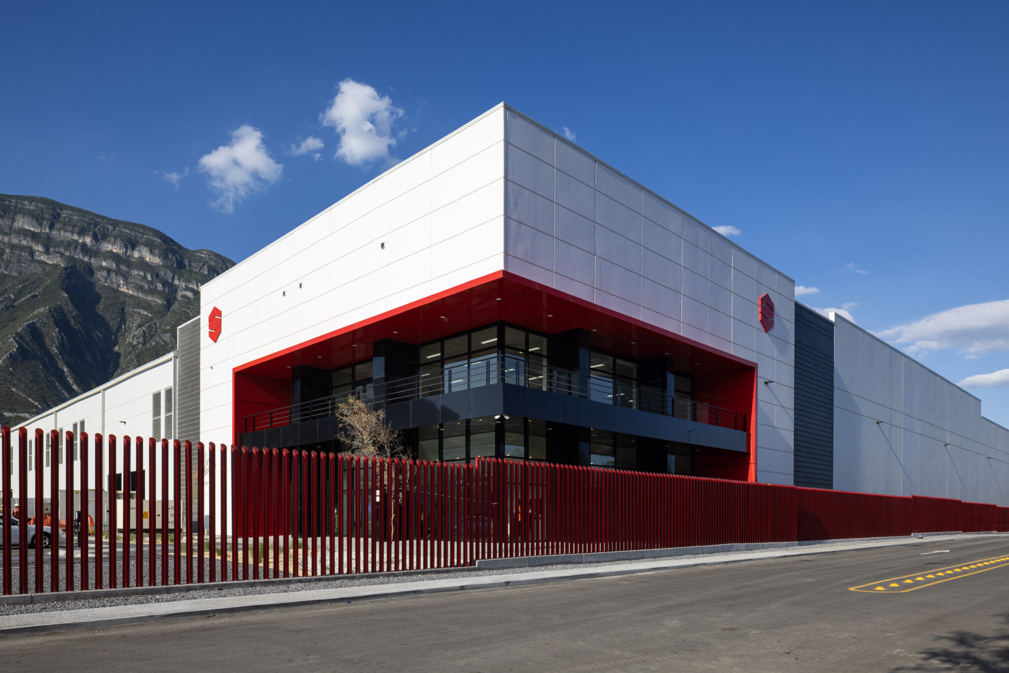 ProximityParks San Pedro | Last Mile Logistics Industrial Real Estate | Parque Industrial para logística en Monterrey Fachada