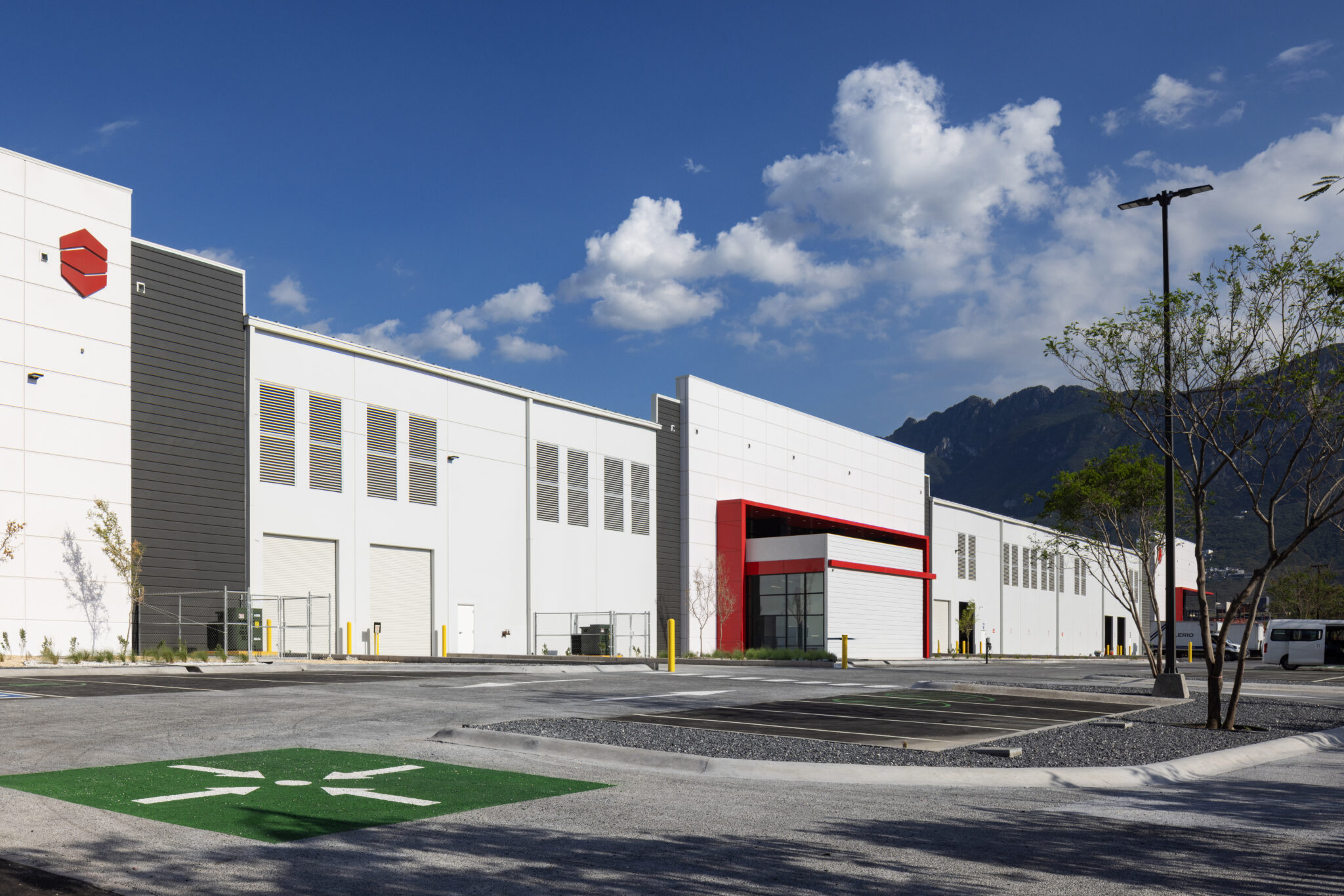 ProximityParks San Pedro | Last Mile Logistics Industrial Real Estate | Parque Industrial para logística en Monterrey Fachada